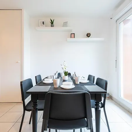 A 10 Min: Maison Paisible 8p, Wifi, Parking Dom wakacyjny *