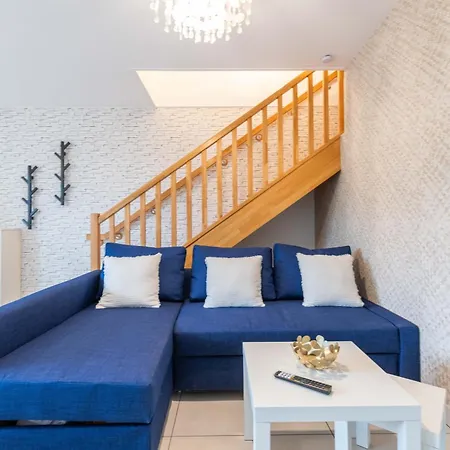 Σπίτι διακοπών A 10 Min: Maison Paisible 8p, Wifi, Parking Chessy (Seine-et-Marne)